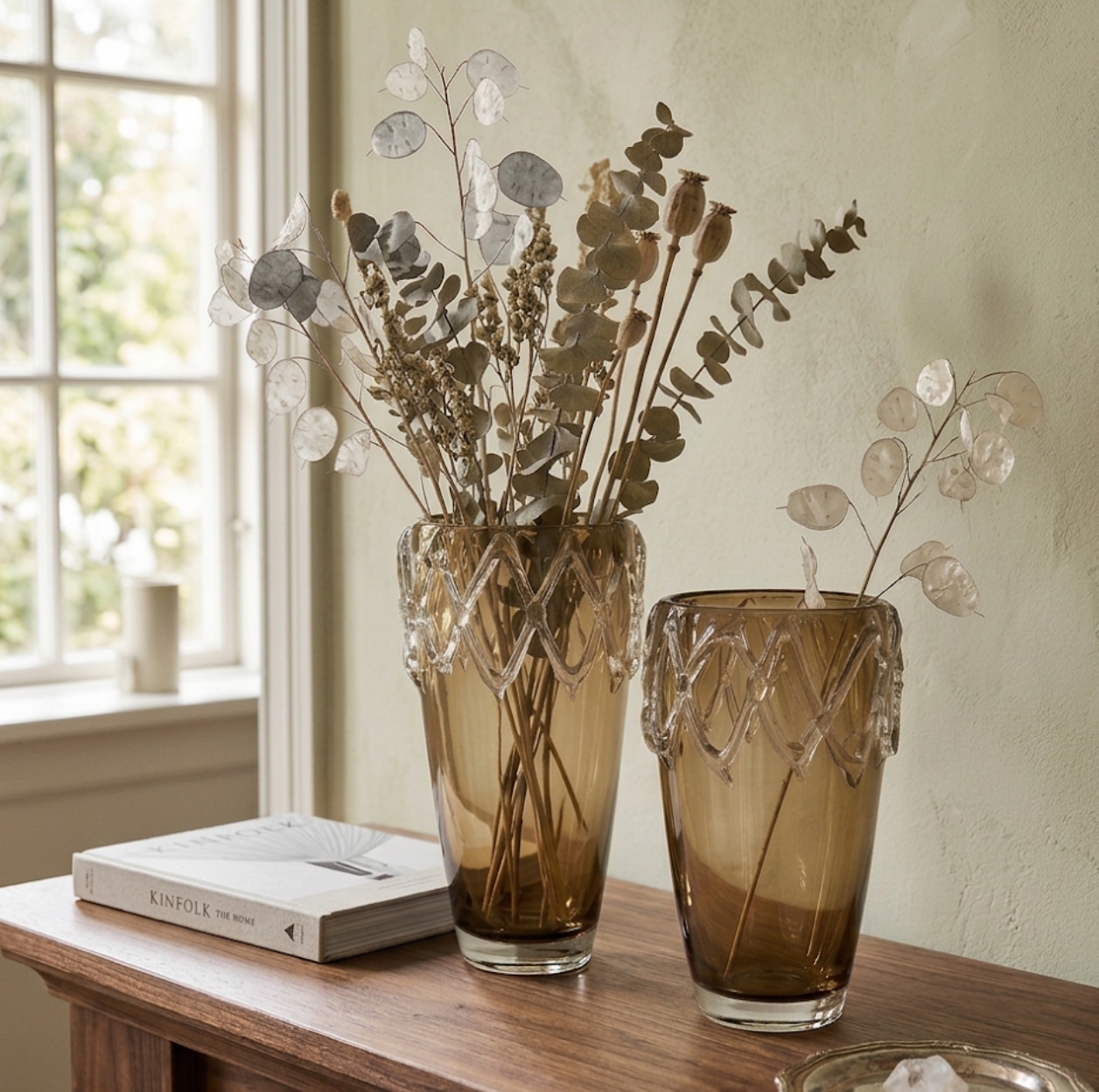 Avela Vases