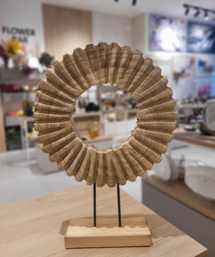 Natural Wood Carved Table Top Décor