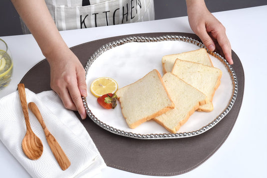 CER-White Wide Edge Round Serving Piece