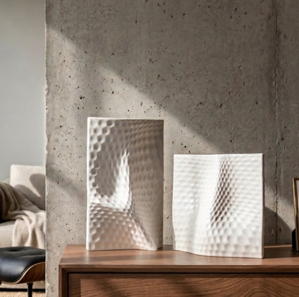 Ailee Vases