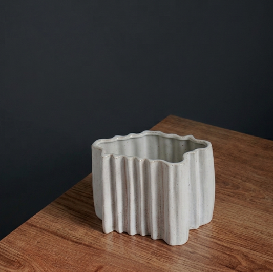 Artemis Vase
