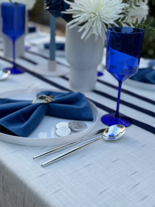 Moscato Silver Tablecloths