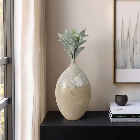 Escoural Portugal Vases