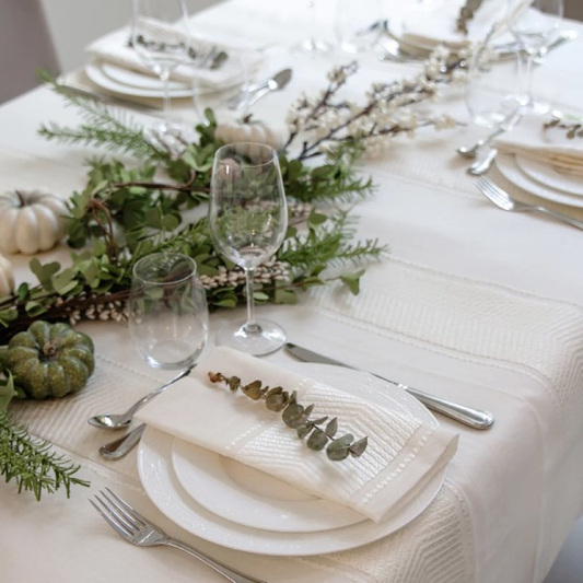 Bianca Fancy White Tablecloths