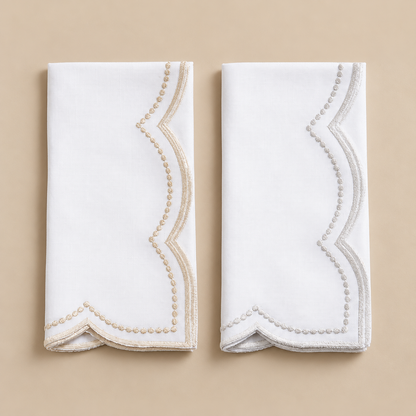 Embroidered Polka Dot Napkins w/ Scalloped Borders | Details Panamá
