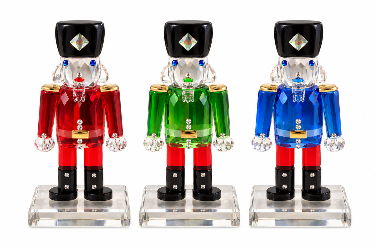 Crystal Nutcrackers | Details Panamá