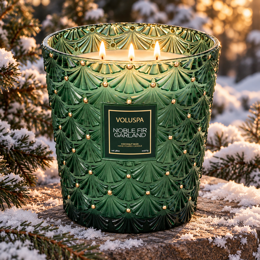 Noble Fir 3 Wick Hearth Candle | Details Panamá