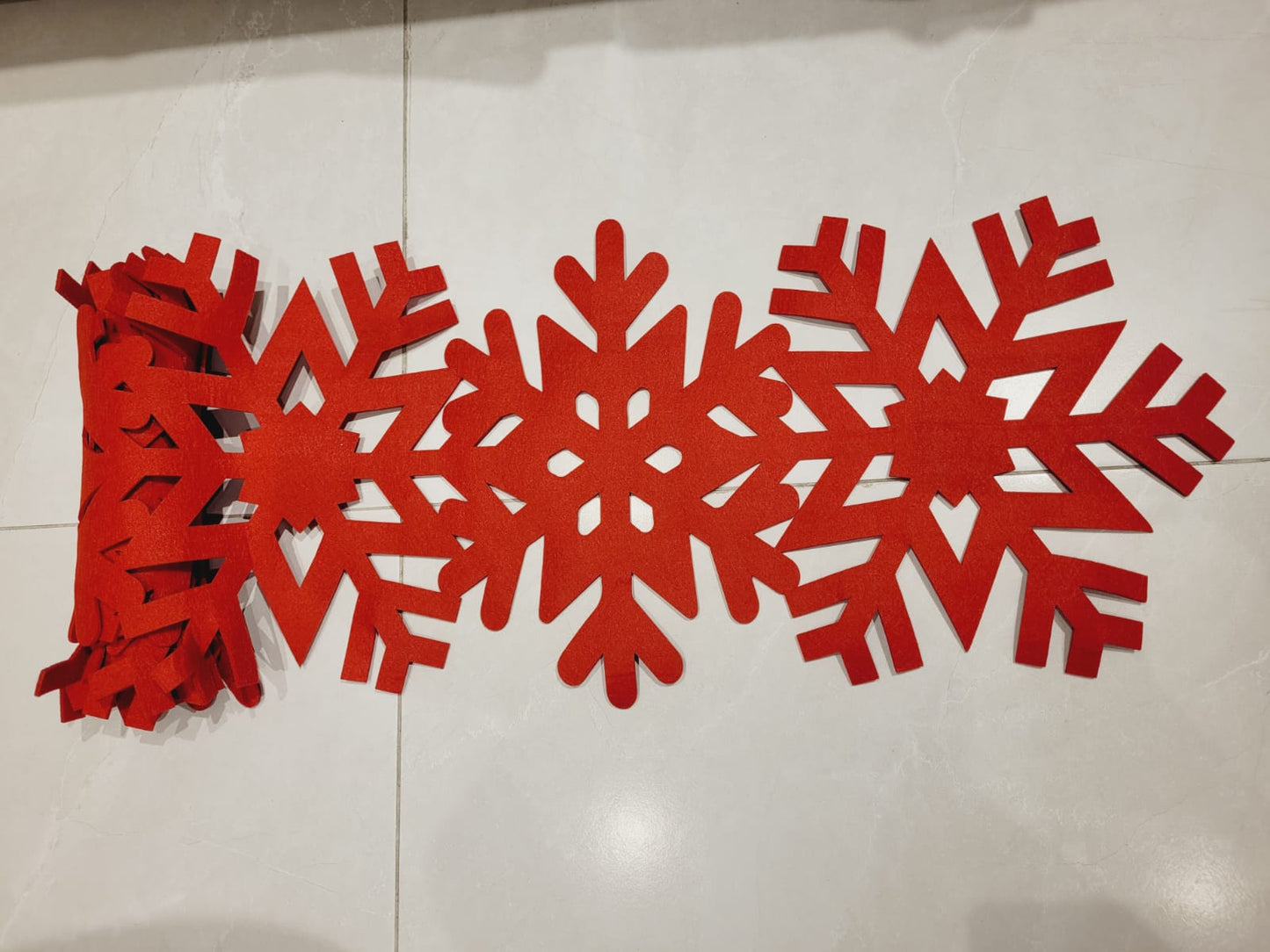 Snowflake Red Runner