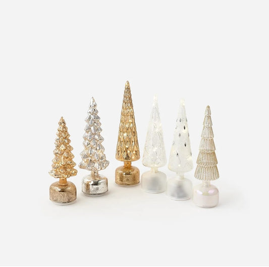 Revolving Twinkling Christmas Trees | Details Panamá