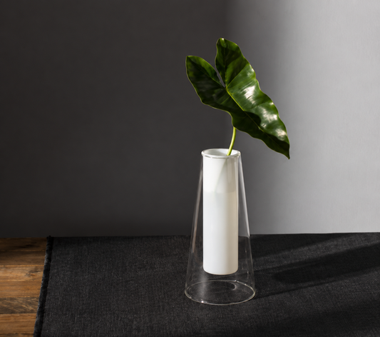 Curie Vase | Details Panamá