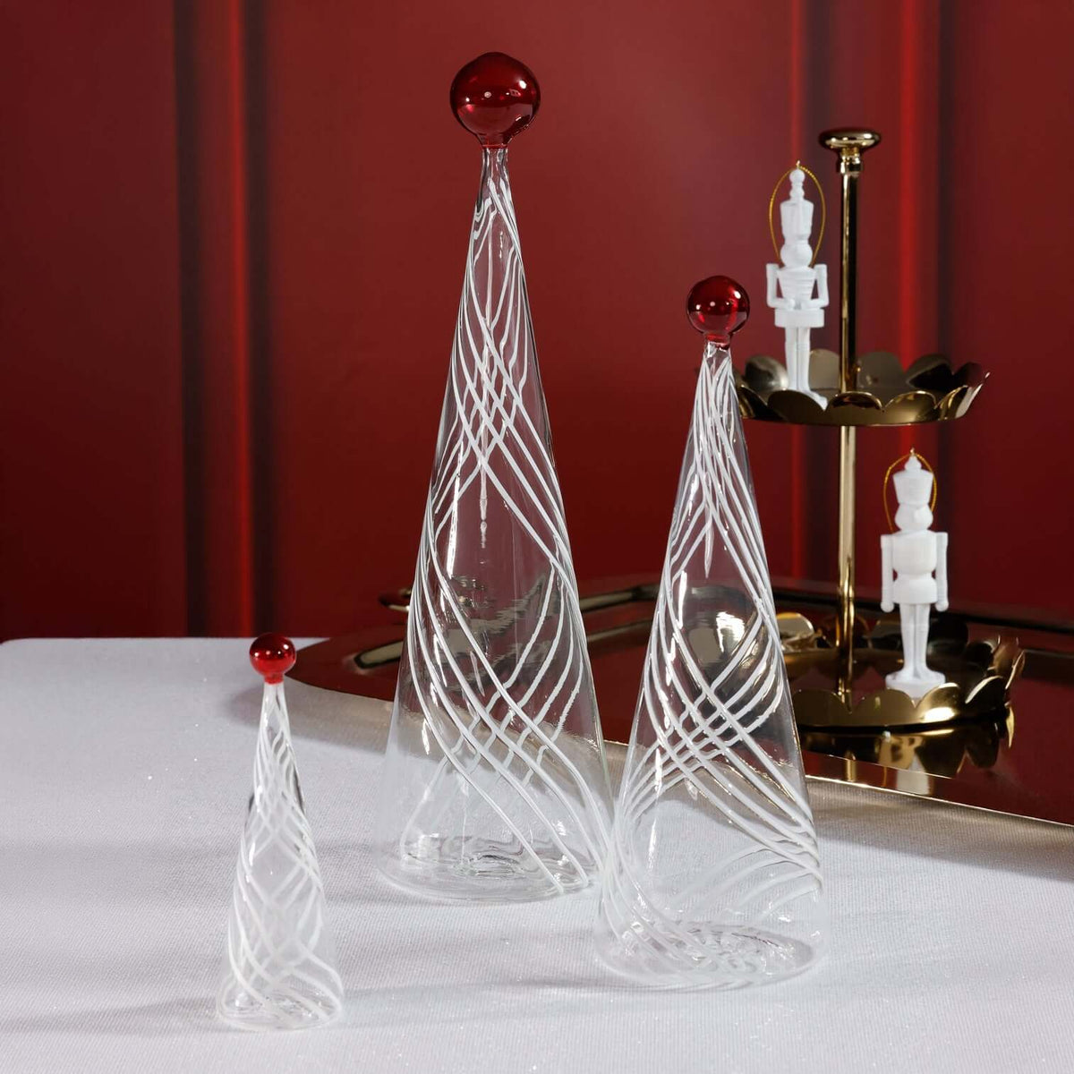 Swirl Design Red & White Glass Trees | Details Panamá